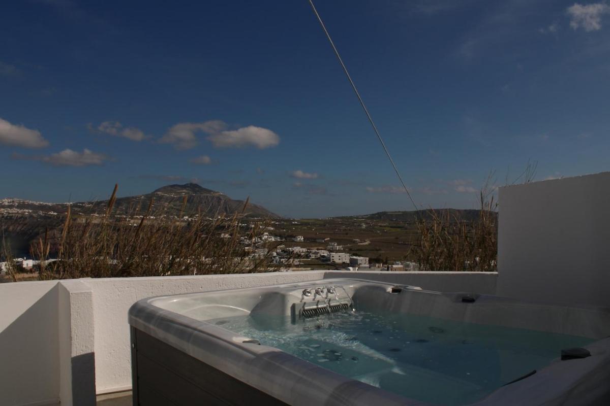 Villa Solasta #1 With Jacuzzi In Santorini Akrotírion Extérieur photo